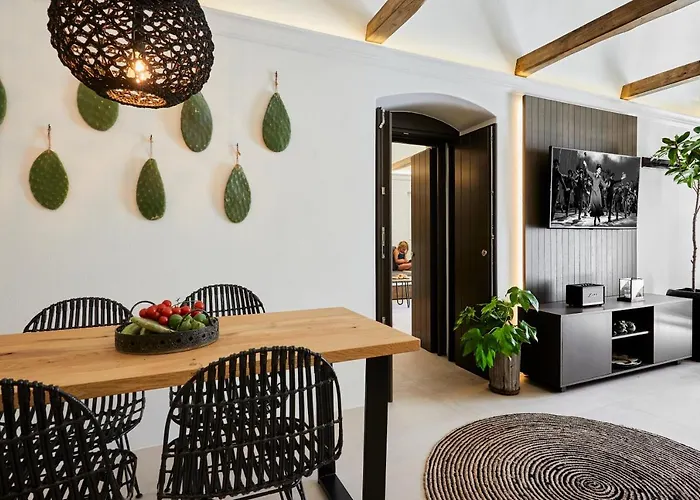 Floria Bed & Breakfast Karterados (Santorini)