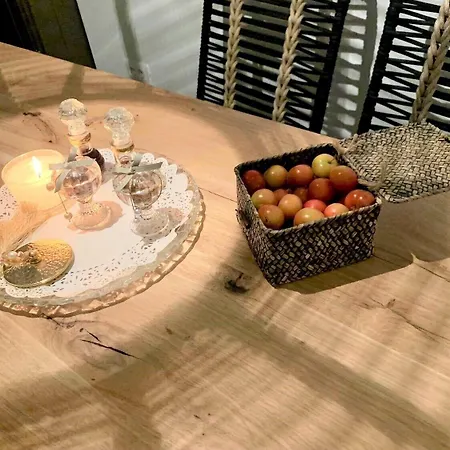 Floria Frühstückspension Karterados (Santorini)