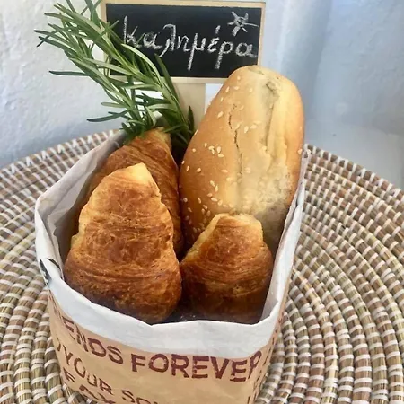 Floria Bed & Breakfast