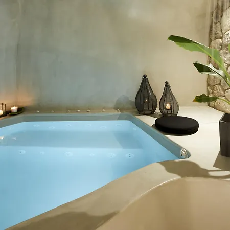 Floria Bed & Breakfast 4*