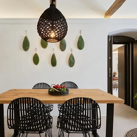 Floria Karterados (Santorini)